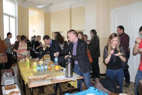 ff8483a4299f7532a2a5c7374580a773