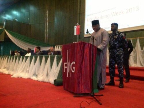 e808dab63e08a0995eee47b8b226f875