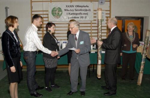 1b0804816bd7672f979a5ff629ad4620