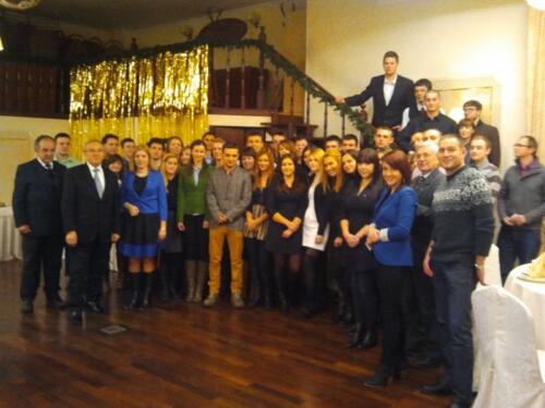 780b132321045ac0bf625915df2440a0