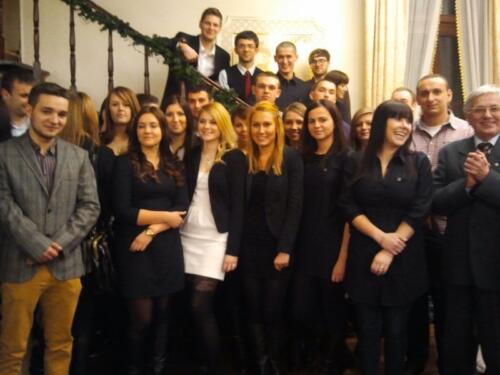 cd2295bd6b90d379ac3ef4201b140abf