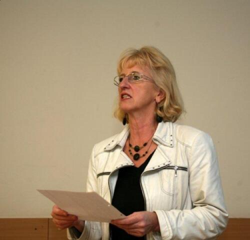 99df5c3d40ca64d0a73af0ec06631094